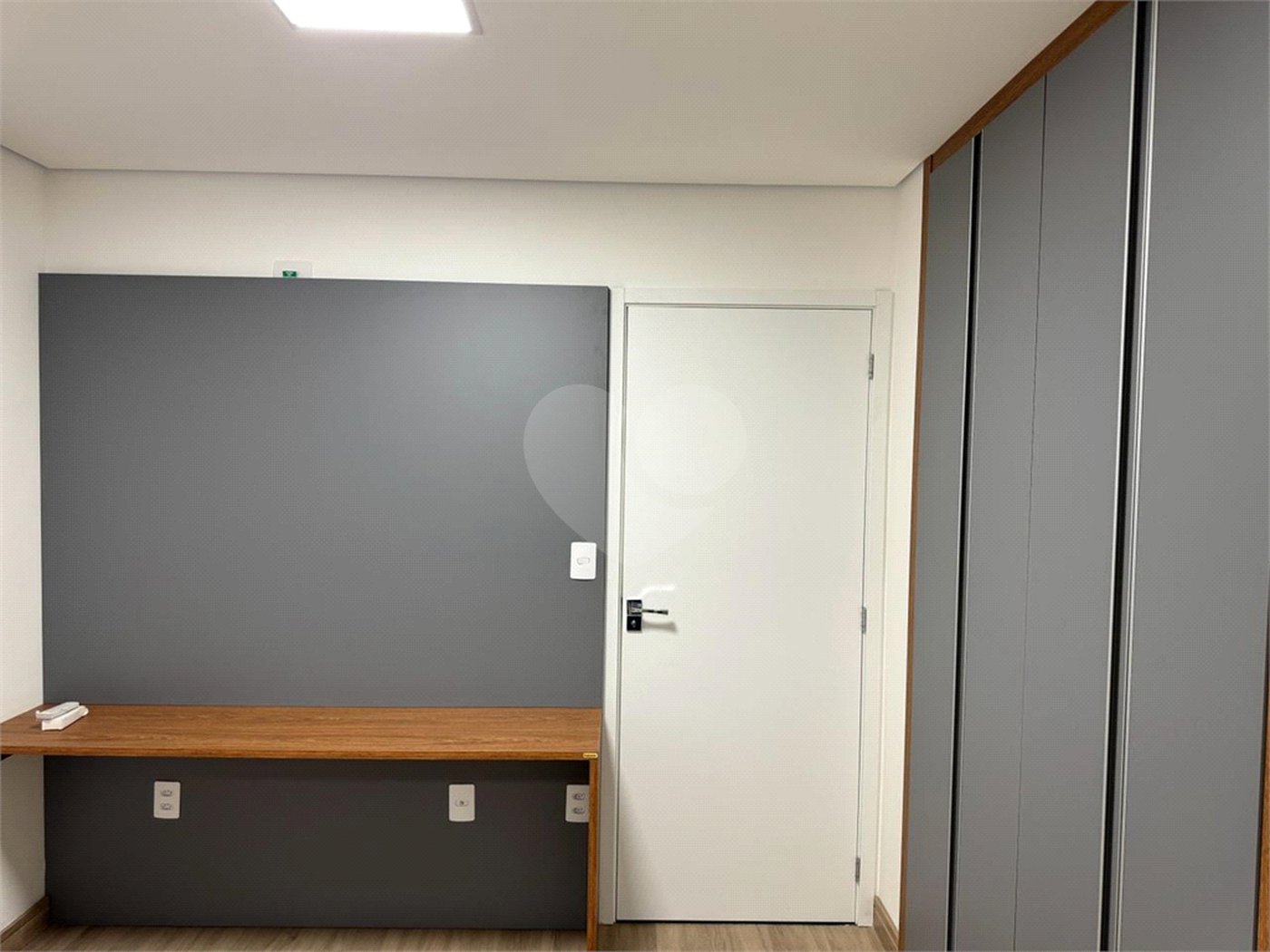 Apartamento à venda com 3 suítes em Parque Campolim, Sorocaba, SP