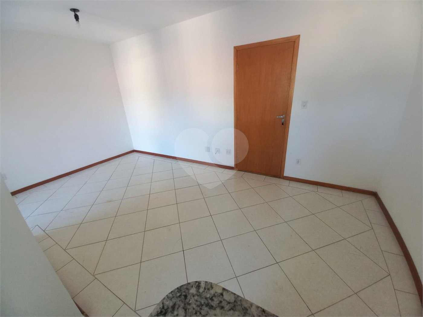 Apartamento no Condomínio Michelangelo .