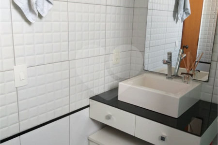Apartamento à venda com 2 quartos em Vila Erna, São Paulo, SP
