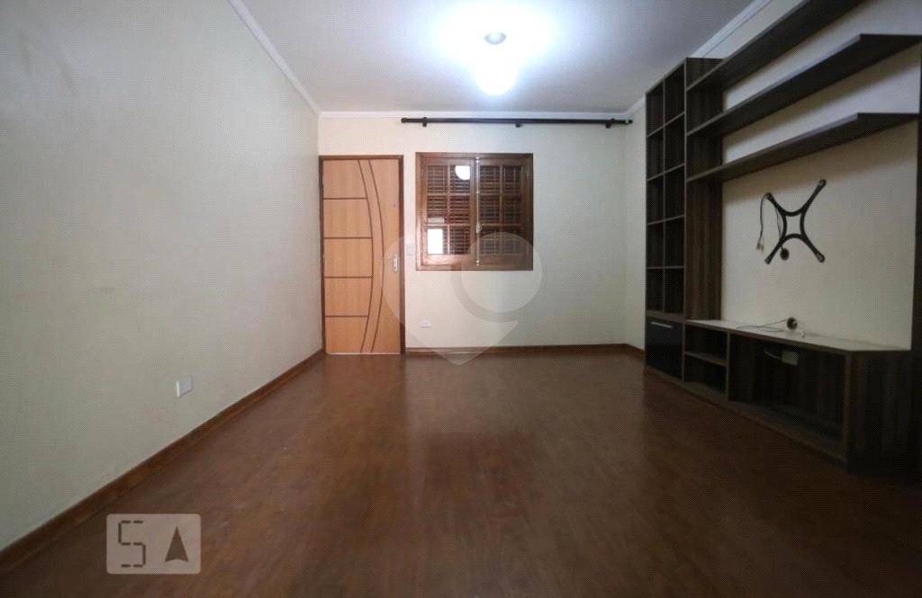 Casa à venda com 2 quartos, sendo 1 suíte,  em Jardim Ivana, São Paulo, SP