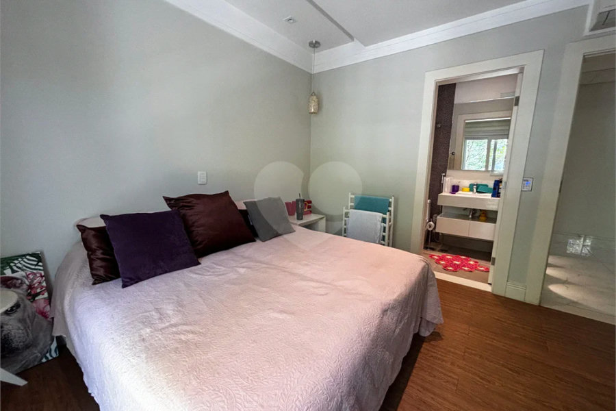 Casa à venda com 4 quartos, sendo 3 suítes, no condomínio Reserva Nova Cantareira, São Paulo - SP