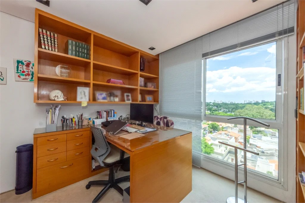 Cobertura à venda com 3 quartos, sendo 2 suítes, em Vila Progredior, São Paulo, SP