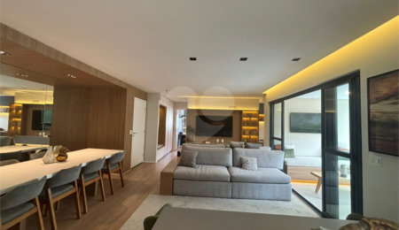 Apartamento à venda com 3 suítes em Vila Andrade, São Paulo, SP