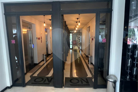 Apartamento à venda ou para alugar com 1 suíte em Indianópolis, São Paulo, SP