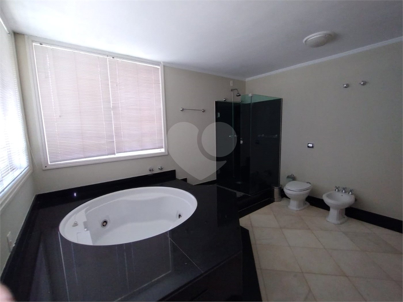Casa à venda com 5 suítes em Jardim Colombo, Itapetininga, SP