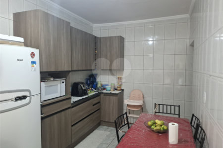 Casa à venda com 2 quartos, sendo 1 suíte,  em Jardim Wanel Ville V, Sorocaba, SP
