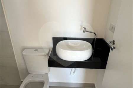 Sobrado para alugar com 3 quartos, sendo 1 suíte, em Vila Petrópolis, Atibaia, SP