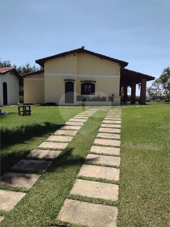Sítio à venda com 4 quartos no Centro, Araçoiaba da Serra, SP