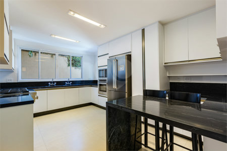 Casa à venda com 4 suítes em Alto de Pinheiros, São Paulo, SP