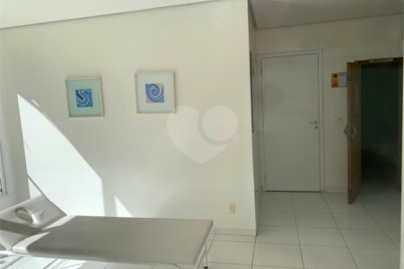 Apartamento à venda com 2 quartos, sendo 1 suíte, em Vila Andrade, São Paulo, SP