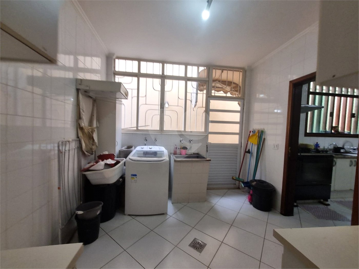 Sobrado à venda com 3 quartos, sendo 1 suíte,  em Vila Trujillo, Sorocaba, SP
