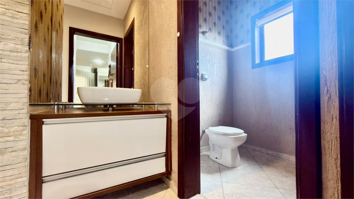 Casa à venda com 4 suítes no condomínio Parque Village Castelo, Itu - SP