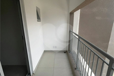 Apartamento à venda com 3 quartos, sendo 1 suíte, em Jardim da Glória, São Paulo, SP