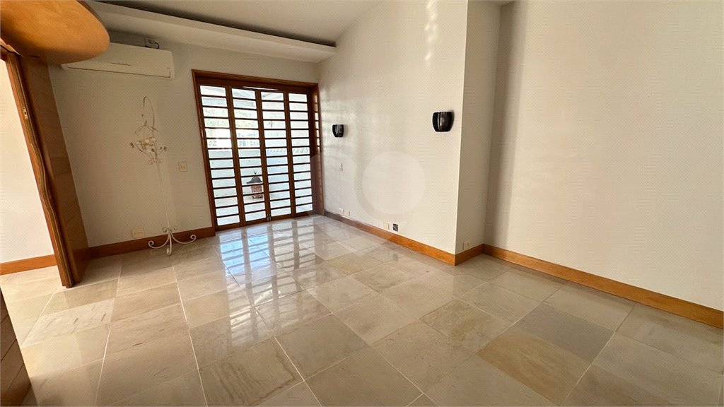 Cobertura à venda com 4 quartos, sendo 2 suítes,  em Tijuca, Rio de Janeiro, RJ