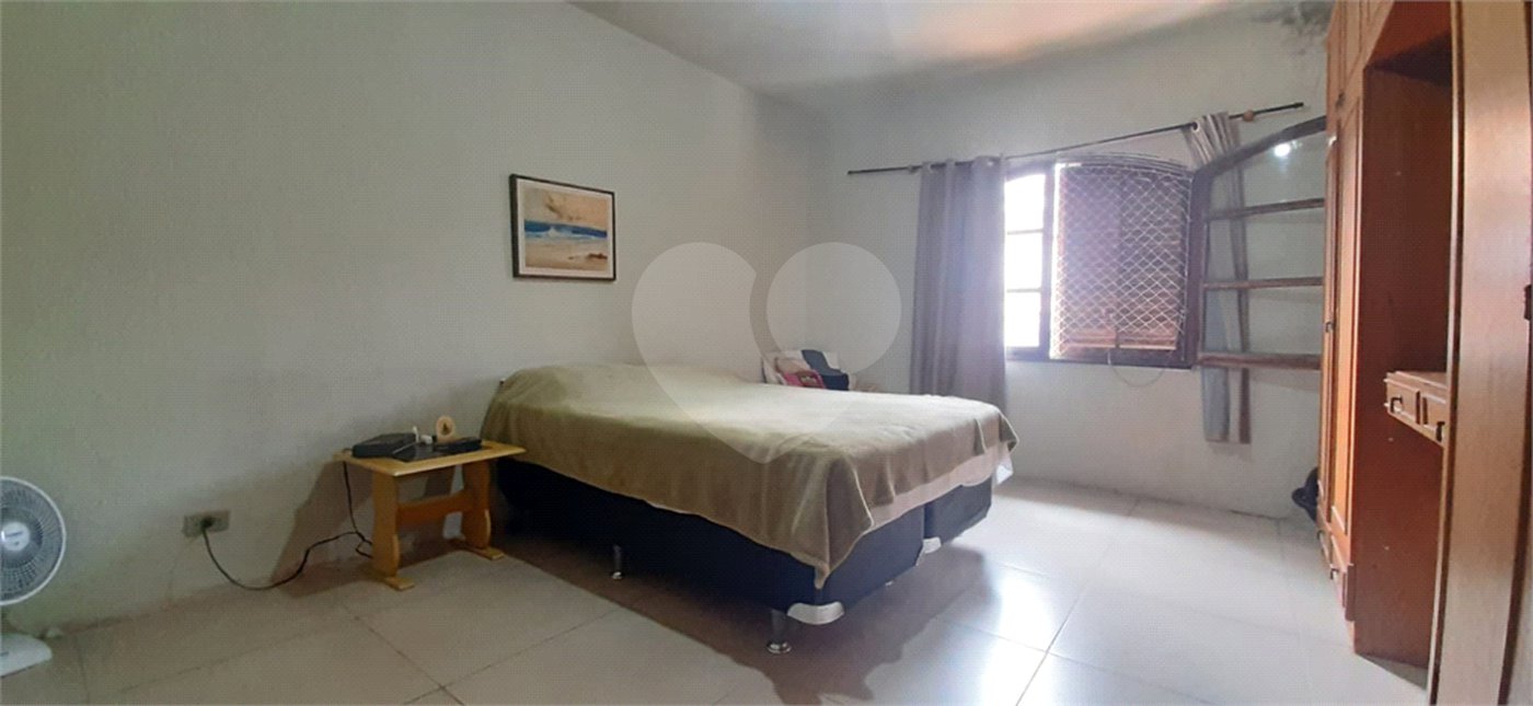 Sobrado à venda com 2 quartos em Tremembé, São Paulo, SP