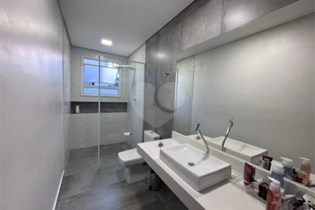 Casa à venda com 3 quartos, sendo 1 suíte, em Parque Três Meninos, Sorocaba, SP