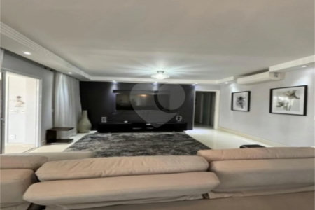 Apartamento à venda com 4 quartos, sendo 3 suítes, em Vila Regente Feijó, São Paulo, SP