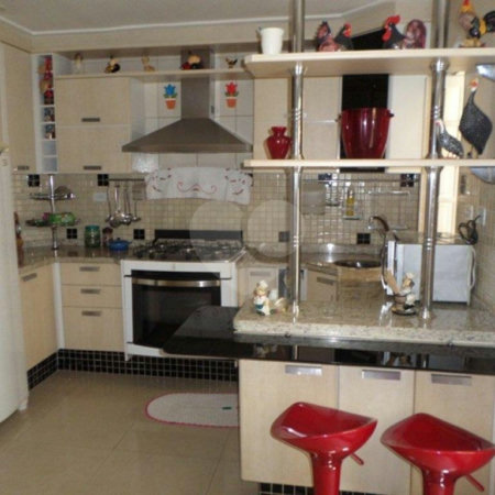 Casa à venda com 5 quartos, sendo 2 suítes,  em Vila Gustavo, São Paulo, SP