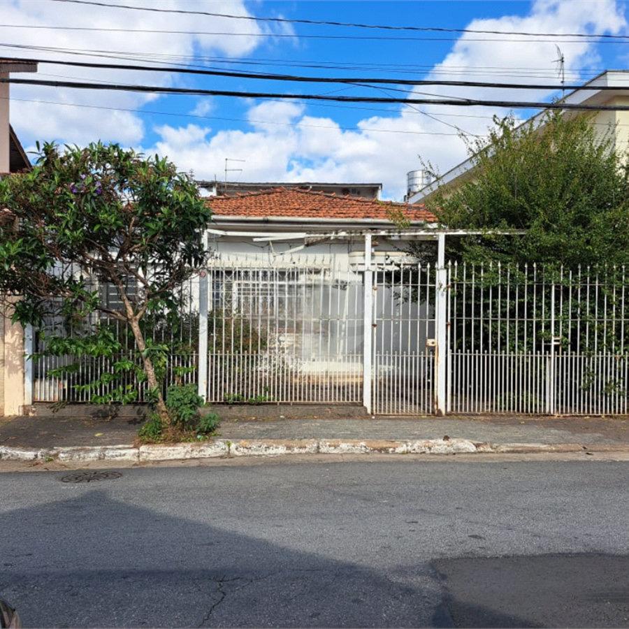 Casa à venda com 3 quartos, sendo 1 suíte, em Vila Constança, São Paulo, SP
