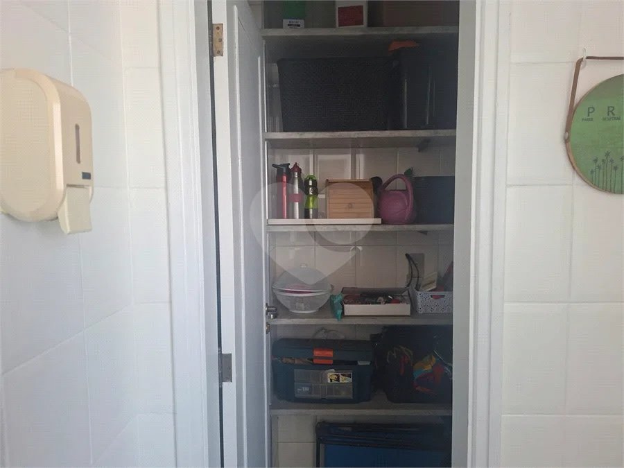 Apartamento elegante no Ed. Albatroz, bairro Pau Preto, todo reformado, com 4 dormitórios (2 suítes, uma com closet) à VENDA, 180 m², por R$ 1.080.000,00 em Indaiatuba/SP.