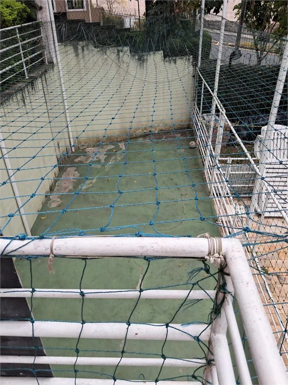 Casa à venda com 4 quartos, sendo 1 suíte,  no condomínio Villas IV, São Paulo - SP