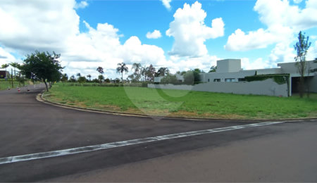 Terreno à venda no condomínio Damha Golf, São Carlos - SP