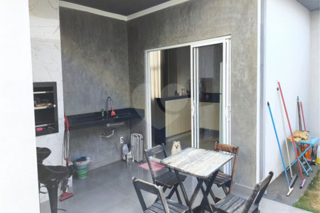 Casa térrea a venda no Jardim Embaré