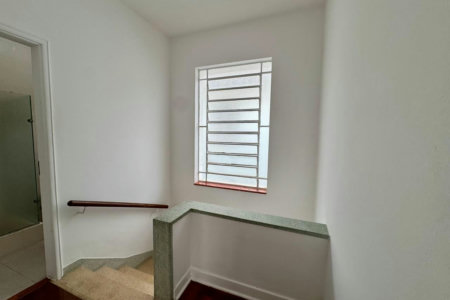 CASA AMPLA COM QUINTAL  150m² - 1.799.000,00 - Aparecida - Santos/SP