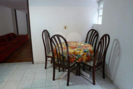 Casa Térrea à venda com 3 quartos, sendo 1 suíte, em Caxingui, São Paulo, SP