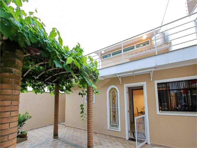 Sobrado à venda com 4 quartos, sendo 3 suítes,  em Tucuruvi, São Paulo, SP
