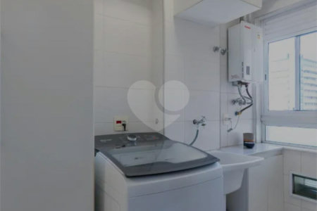 Apartamento à venda com 2 suítes em Brooklin, São Paulo, SP
