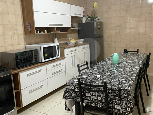 Sobrado à venda com 4 quartos, sendo 1 suíte,  em Horto Florestal, São Paulo, SP