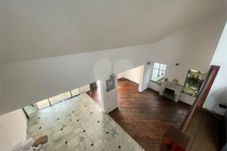 Sobrado à venda com 3 quartos, sendo 1 suíte,  em Jardim Armênia, Mogi das Cruzes, SP
