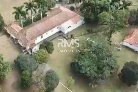 Chácara à venda ou para alugar com 8 quartos em Bairro Aguas do Cururu, Cabreúva, SP