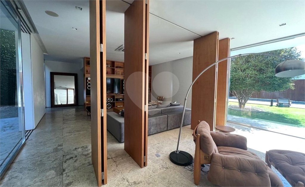 Casa à venda com 5 suítes no condomínio Millenium Campolim, Sorocaba - SP