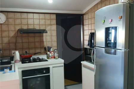 Casa Térrea à venda com 3 quartos, sendo 1 suíte, em Vila Pomar, Mogi das Cruzes, SP