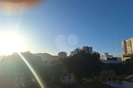 Cobertura à venda com 2 quartos, sendo 1 suíte, em Maracanã, Rio de Janeiro, RJ