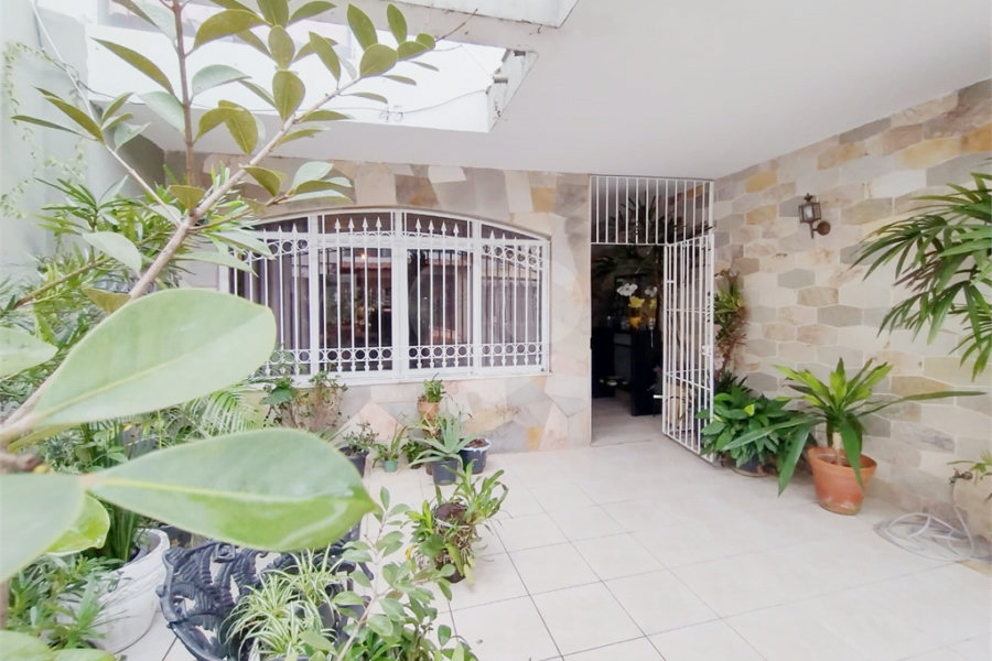 Sobrado à venda com 4 quartos em Santana, São Paulo, SP