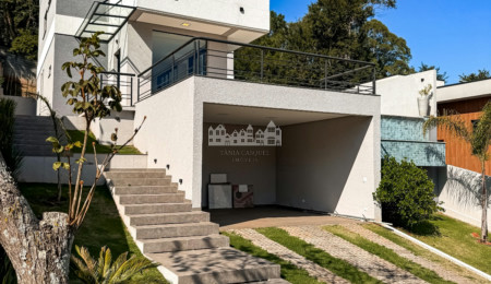 Casa à venda com 3 quartos, sendo 3 suítes, no Condomínio Quintas da Boa Vista, Atibaia - SP