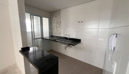 Apartamento à venda com 2 quartos, sendo 1 suíte,  em Loteamento Mogilar, Mogi das Cruzes, SP