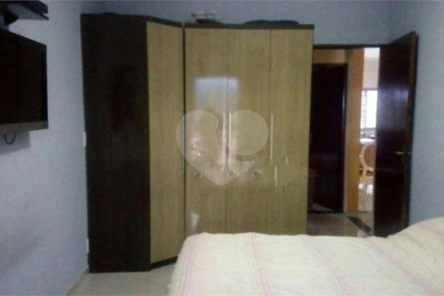 Sobrado à venda com 4 quartos, sendo 1 suíte,  em Tremembé, São Paulo, SP