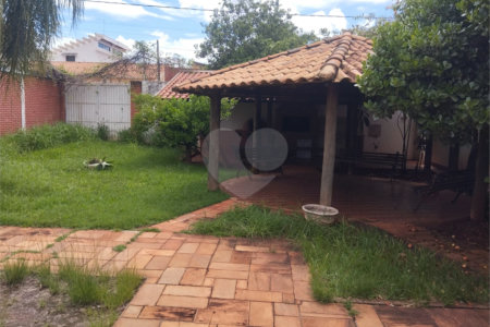 Casa à venda com 5 quartos, sendo 3 suítes, em Vila Sedenho, Araraquara, SP