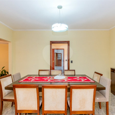 Casa à venda com 5 quartos, sendo 3 suítes,  no condomínio Residencial Morumbi, São Paulo - SP