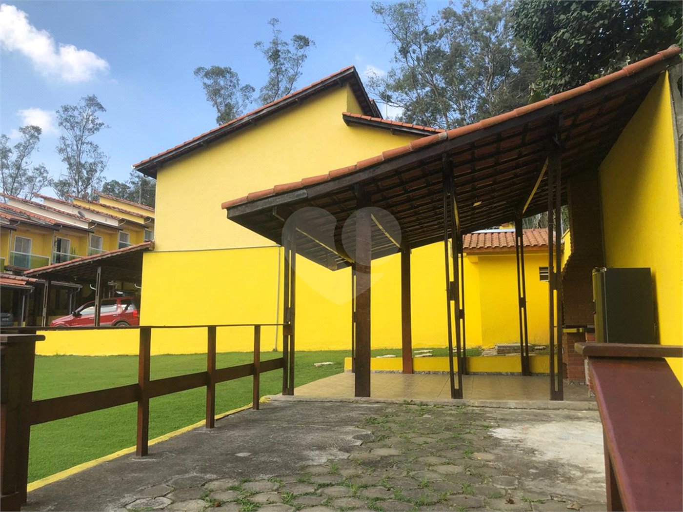 Casa à venda com 2 quartos no condomínio Residencial Armênia, Ferraz de Vasconcelos - SP