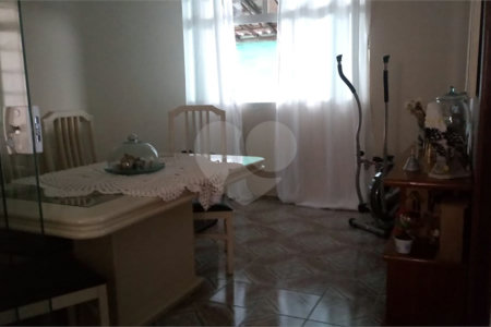 Chácara à venda com 8 quartos em Loteamento Chácara Val Paraiso, Atibaia, SP