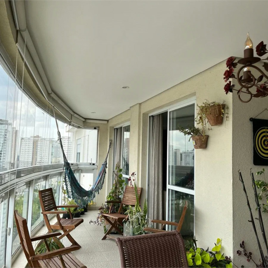 Apartamento à venda com 3 suítes em Vila Andrade, São Paulo, SP
