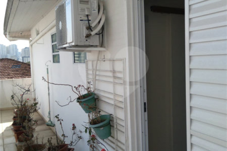 Casa à venda ou para alugar com 5 quartos, sendo 3 suítes, em Cambuci, São Paulo, SP