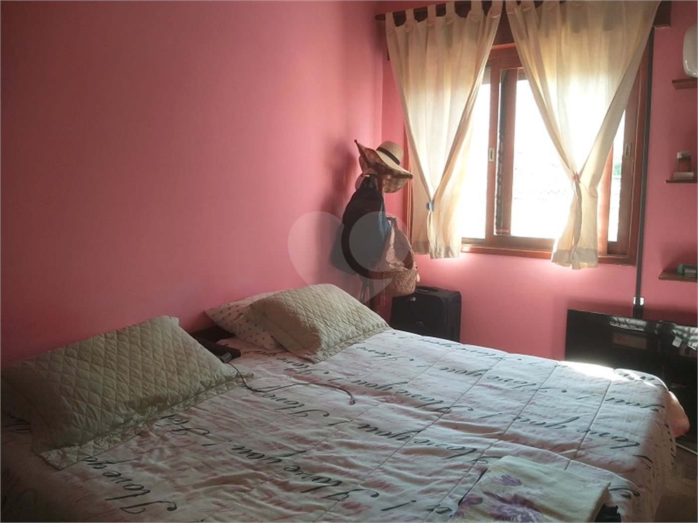 Casa à venda com 4 quartos, sendo 1 suíte, em Vila Galvão, Guarulhos, SP