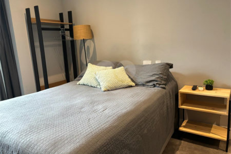 Apartamento à venda ou para alugar com 1 suíte em Pinheiros, São Paulo, SP