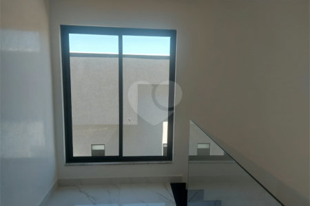 Casa à venda com 4 quartos, sendo 3 suítes, em Ogiva, Cabo Frio, RJ